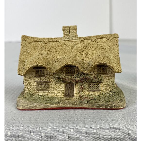David Winter Cottages Collection The Dower House Miniature Building - Picture 1 of 6